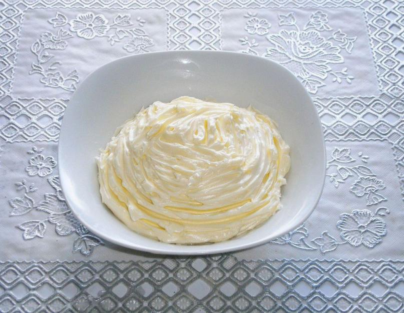 Сметанный крем для торта со сгущенкой пошаговый. Крем сметана с вареной сгущенкой рецепт
