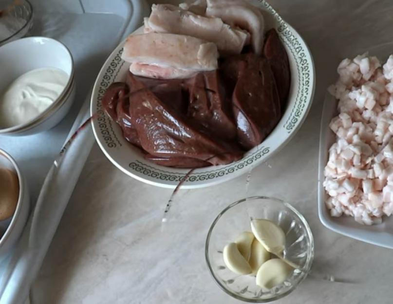 Как приготовить домашнюю колбасу из печени куриной. Как делать печеночную колбасу в домашних условиях