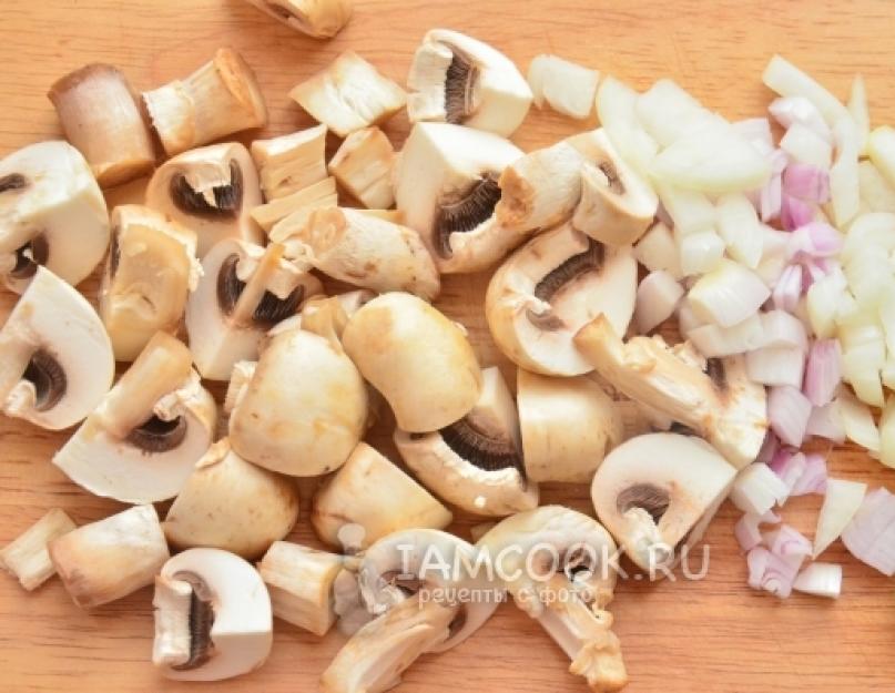 Гречка с грибами и курицей сметаной. Гречка с курицей и грибами: простой и вкусный рецепт